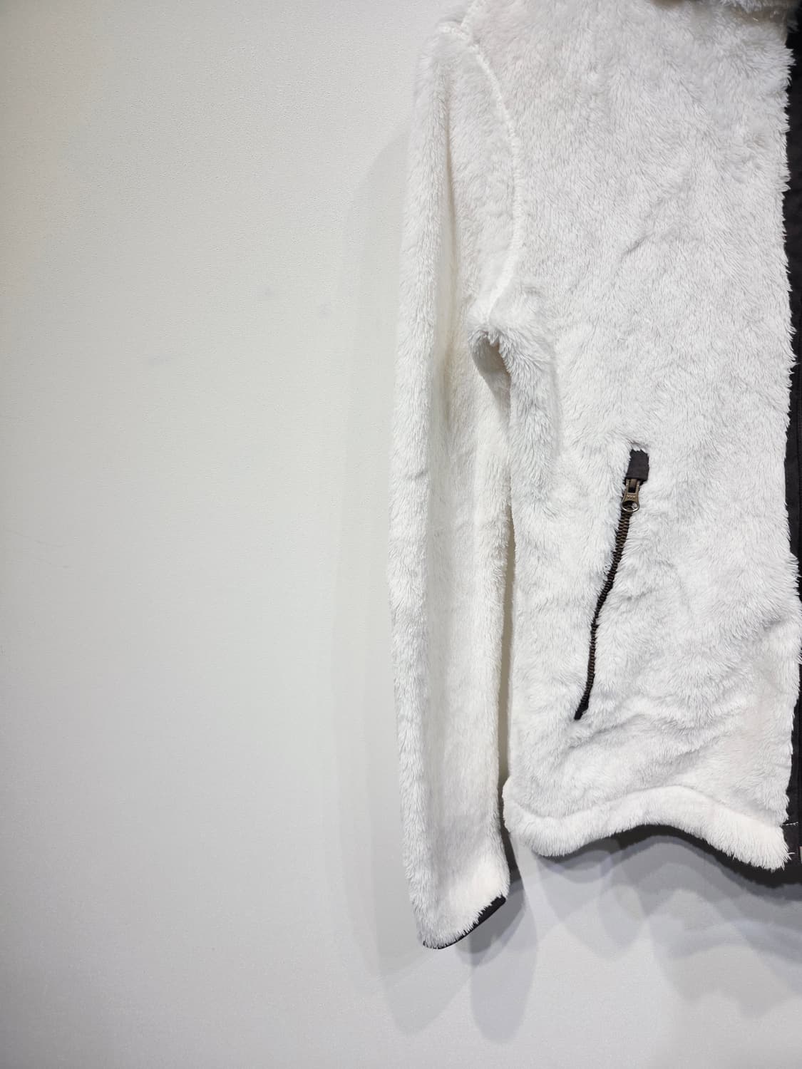 노스페이스 화이트 후드 플리스 자켓 상품이미지4