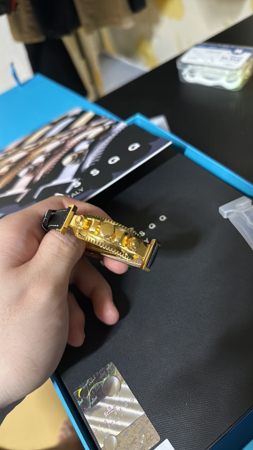 드바스크 금색 가죽 팔찌 상품이미지2