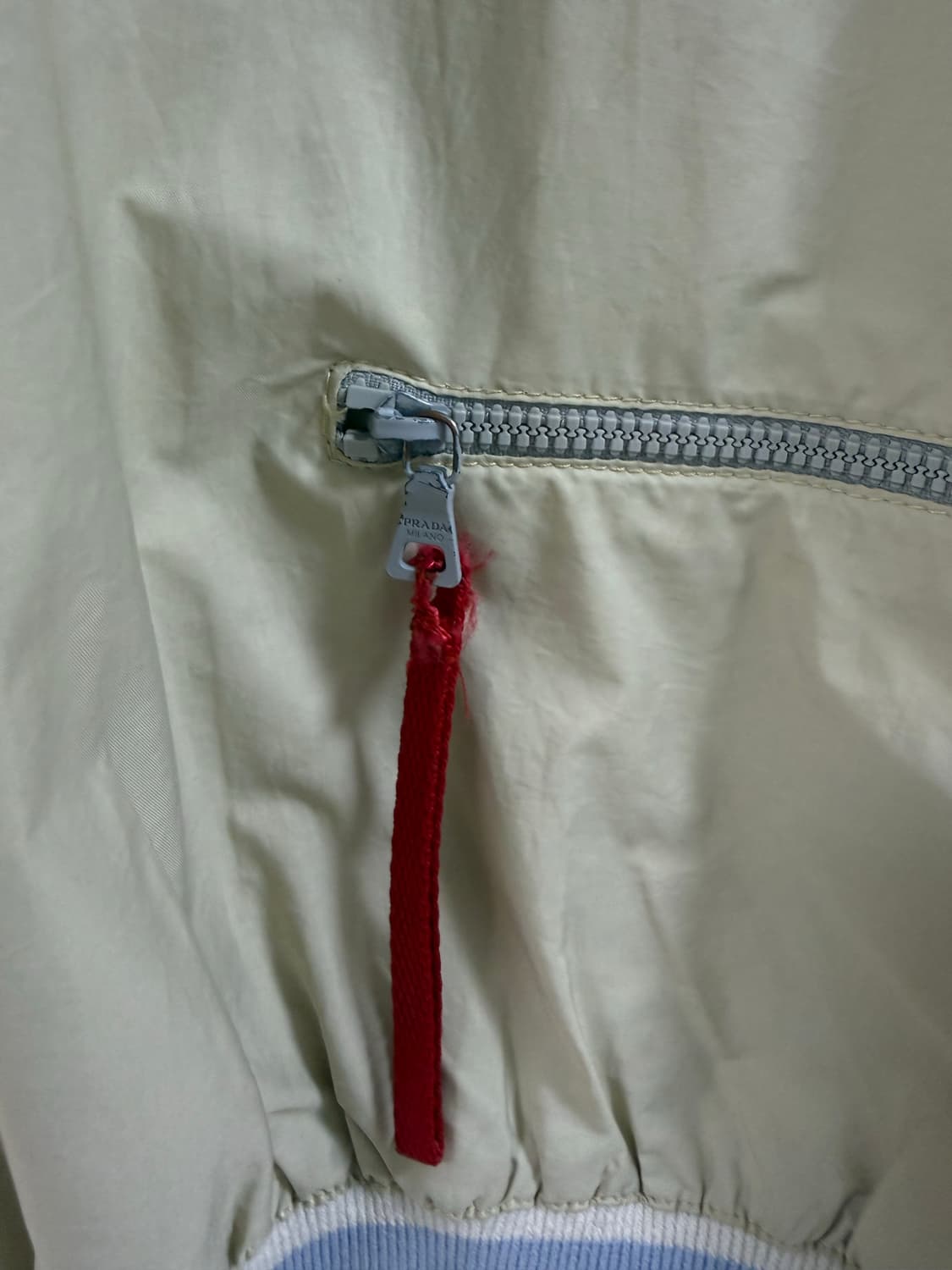 프라다 빈티지 윈드브레이커 상품이미지4