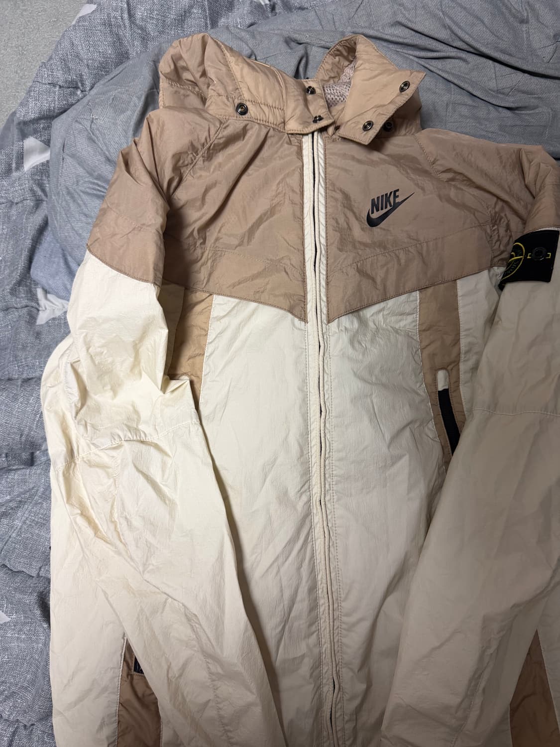 나이키 스톤아일랜드 윈드러너 상품이미지2