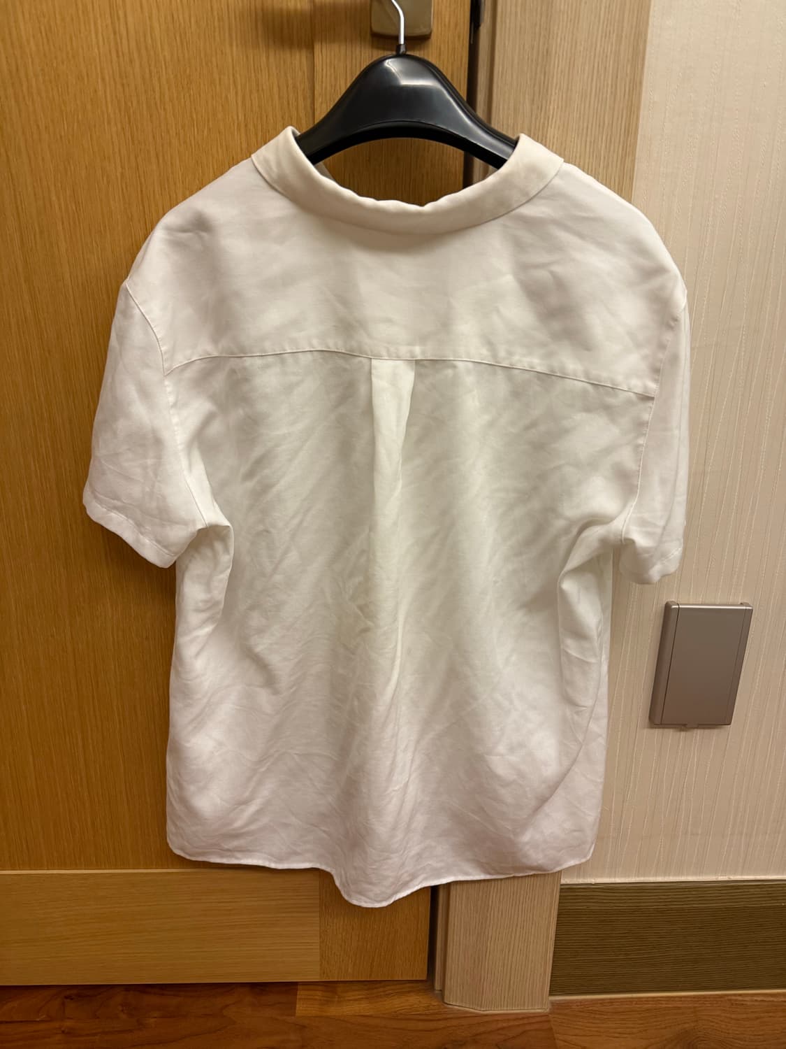 유니클로 반팔셔츠 상품이미지2