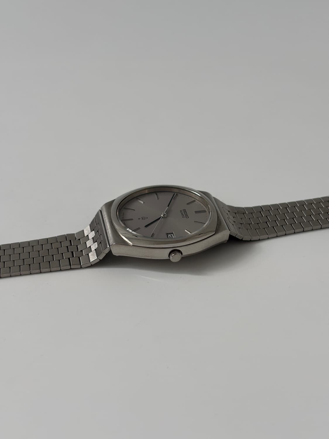 1980s Emblem Grey Dial Silver Quartz  상품이미지5