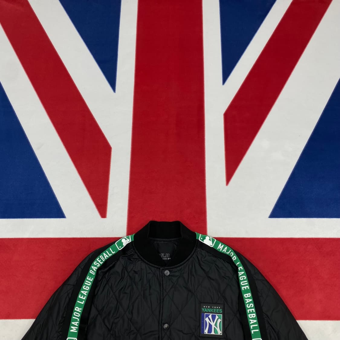 MLB 뉴욕양키즈 퀼팅자켓 S 실측 M - L  상품이미지2