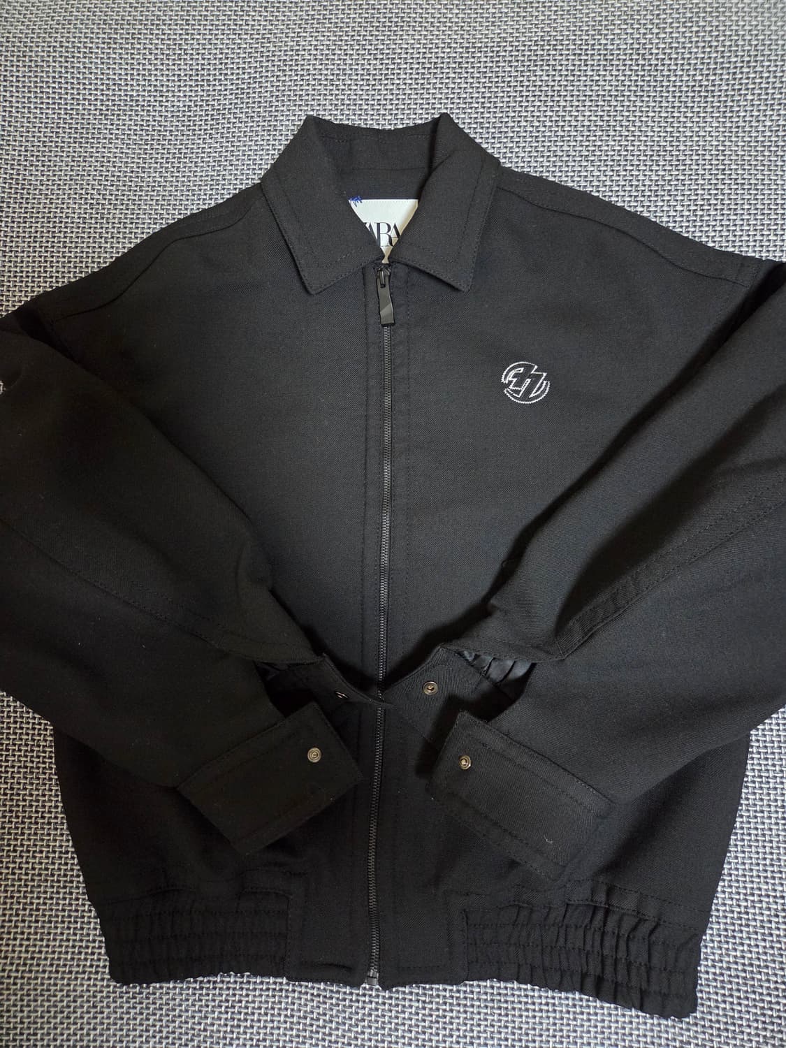 아더에러 자라 봄버 xs 상품이미지3