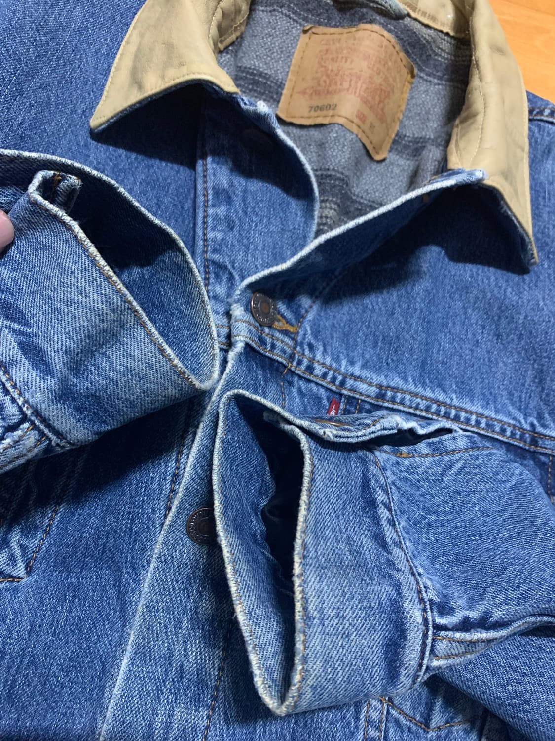 LEVIS 70602-0203 블랑킷-패티드 트러커 재킷 상품이미지5