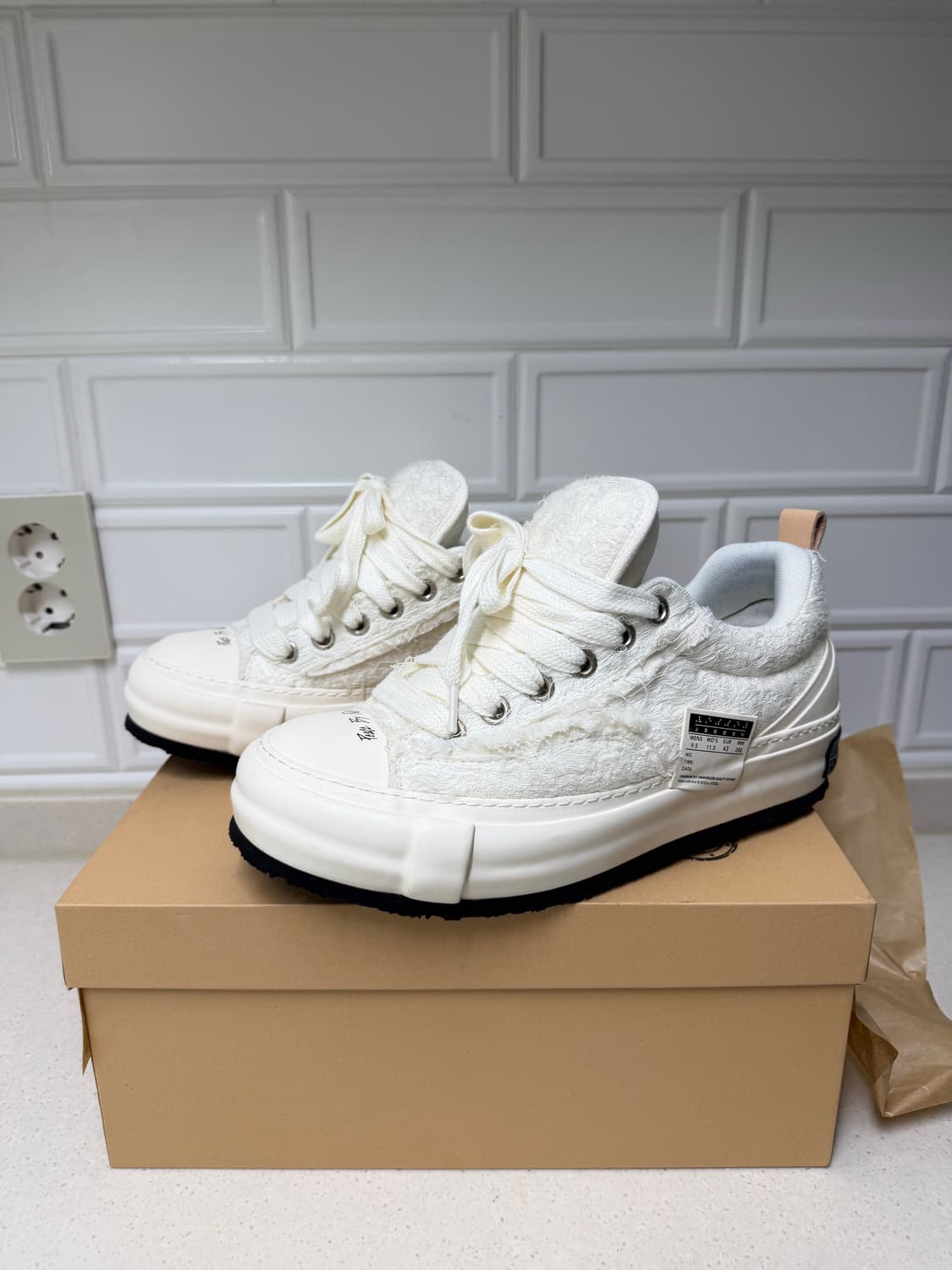 펑첸왕 엑스베젤 스니커즈 43사이즈 상품이미지2