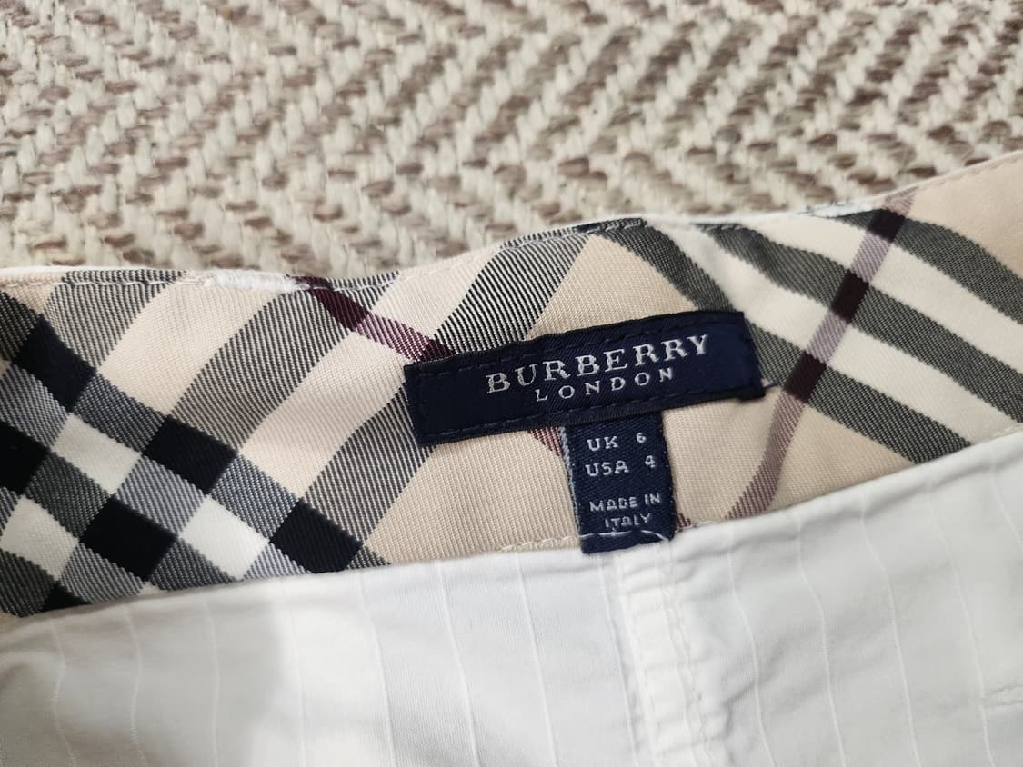 버버리 주름치마 화이트 상품이미지3