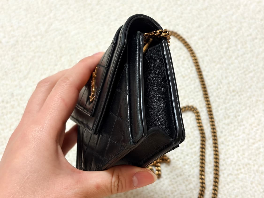 생로랑 램스킨 GABY 마이크로백 블랙 상품이미지2