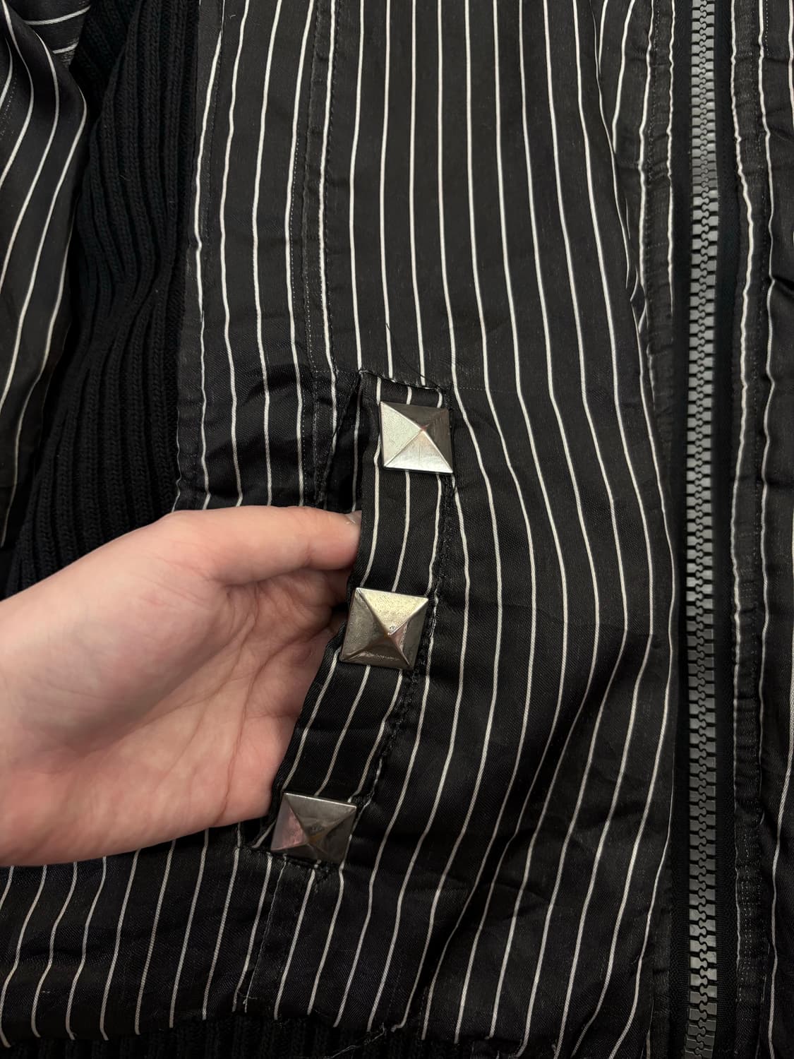 DIG DEEP 스트라이프 스터드 점퍼 상품이미지4