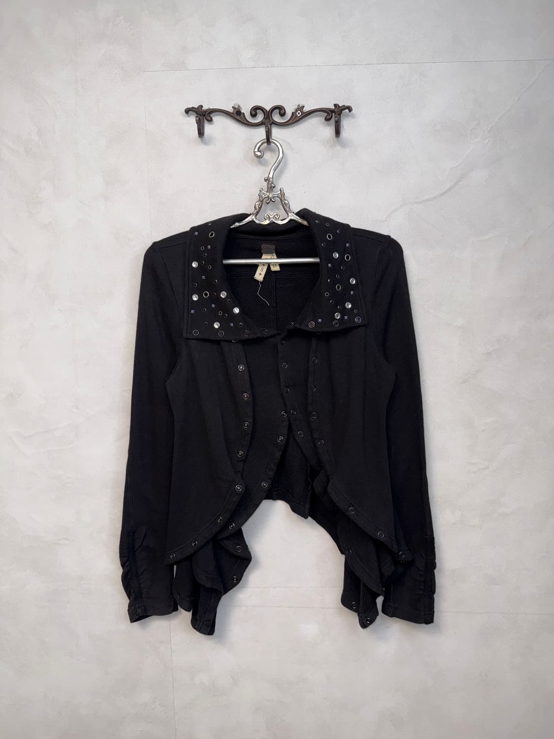 Black stud ruffle layered unbalanced jk 상품이미지1