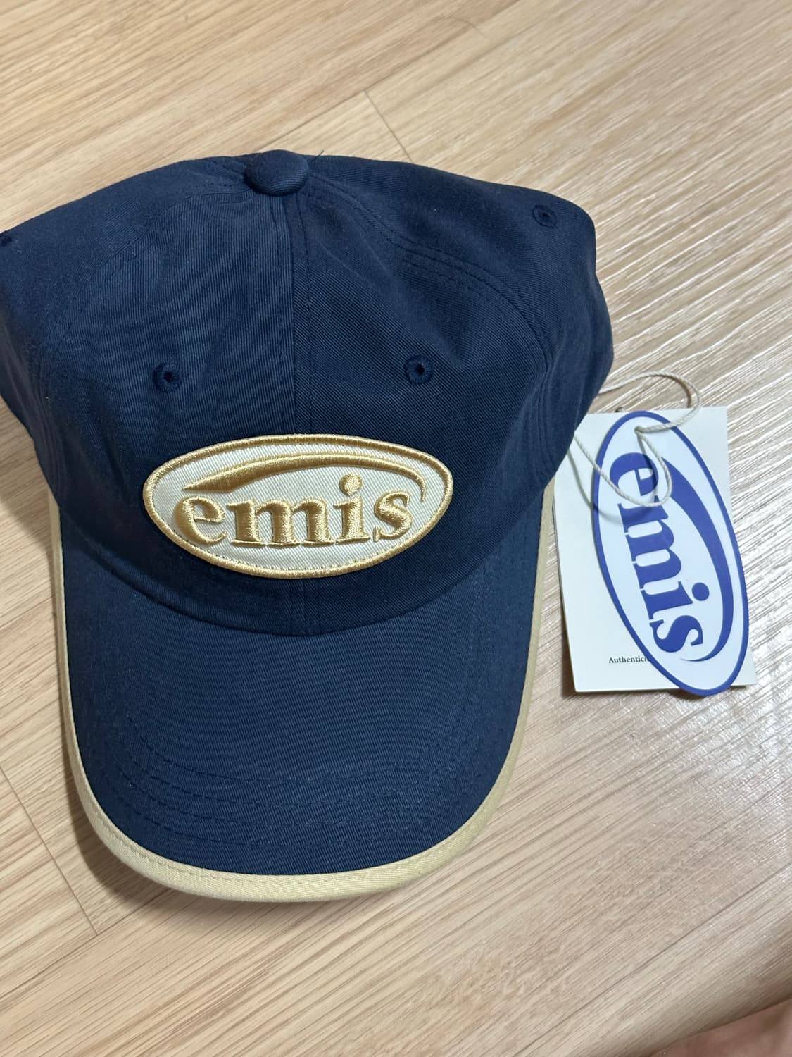 이미스 (emis) 베이지 트리밍 볼캡 상품이미지1