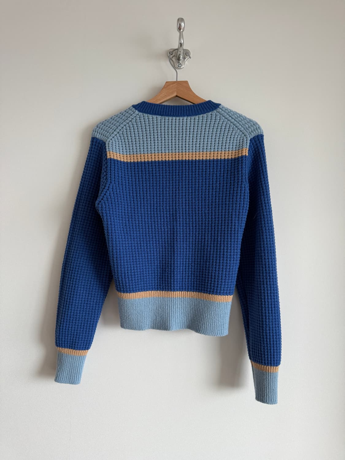 마르니 X 유니클로 브이넥 니트 상품이미지4