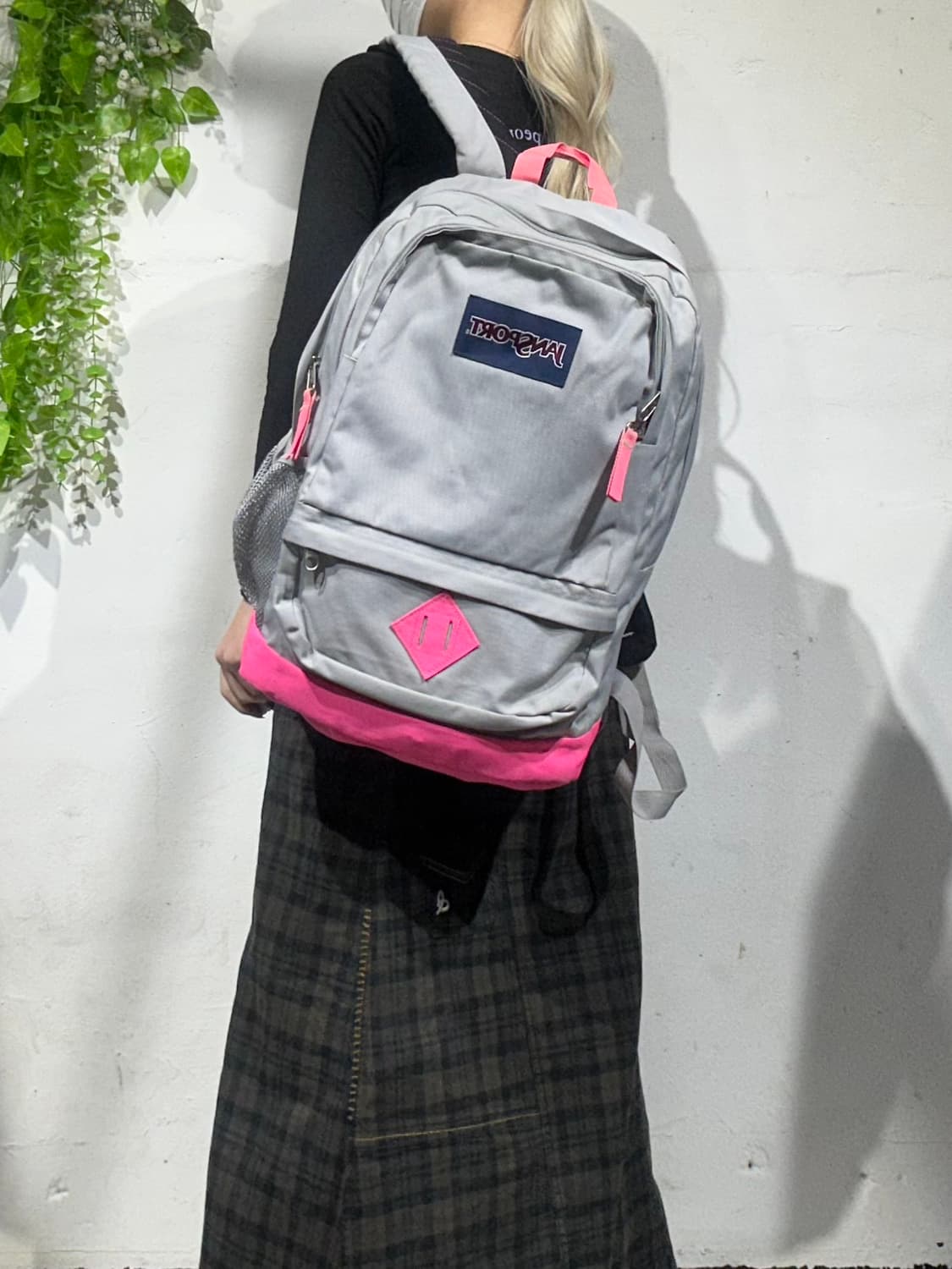 잔스포츠 그레이 핑크 백팩 가방 상품이미지1