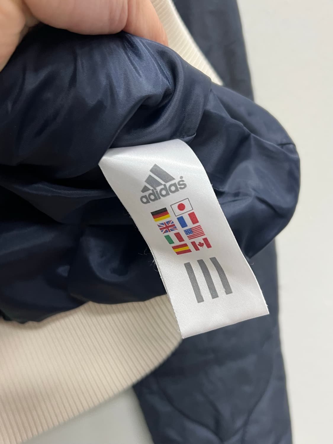 (90) 아디다스 우먼스 크롭 퀄팅 자켓 상품이미지6