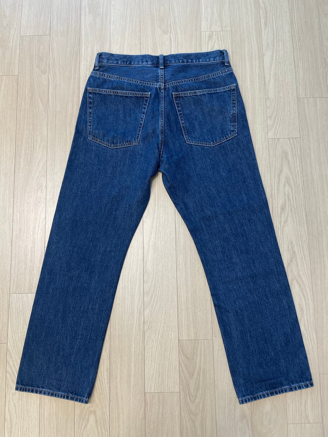 [31] 유니클로u 레귤러피트진 진청 상품이미지2