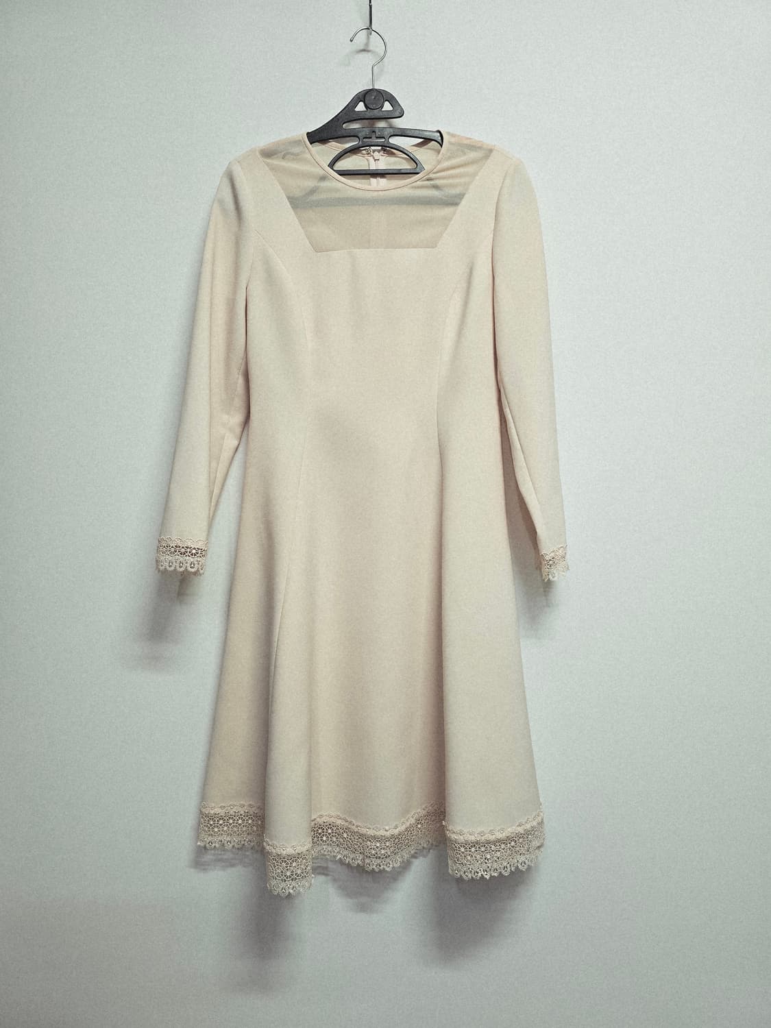 새상품 케네스레이디 아이보리 레이스 장식 원피스 상품이미지1