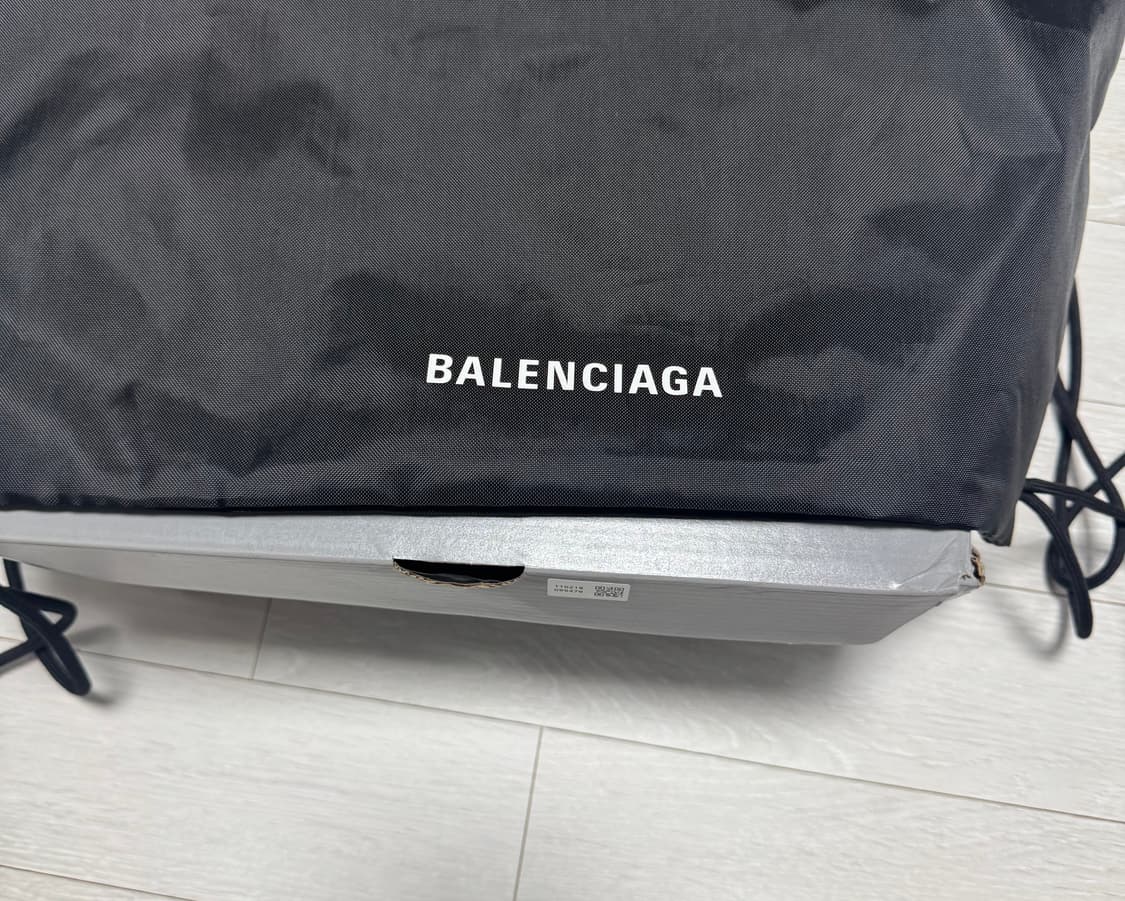 이번주거래시[40] 발렌시아가 10XL 화이트[사진 추가] 상품이미지5