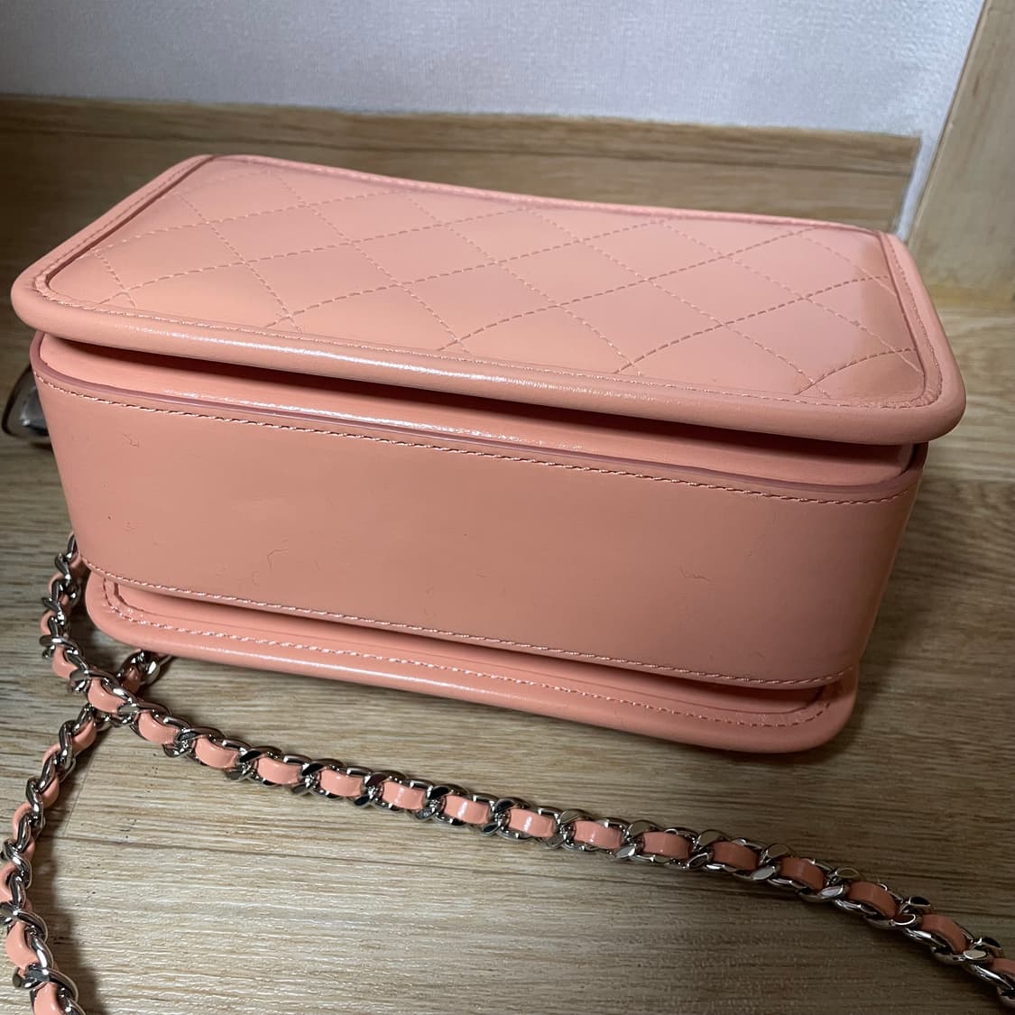 MYEYEKO 마이아이코 카메라백 소피아백 글로시코랄 체인백 카디널레드  상품이미지9