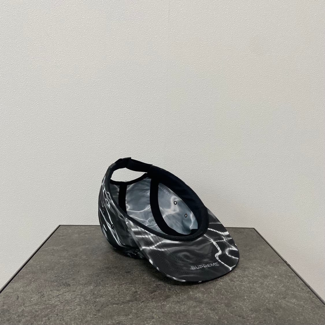슈프림 웨이브 블랙 박스로고 캠프캡 모자 상품이미지7