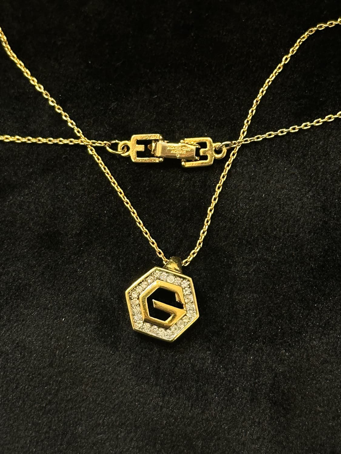 GIVENCHY Hexa-G Gold Necklace  상품이미지1