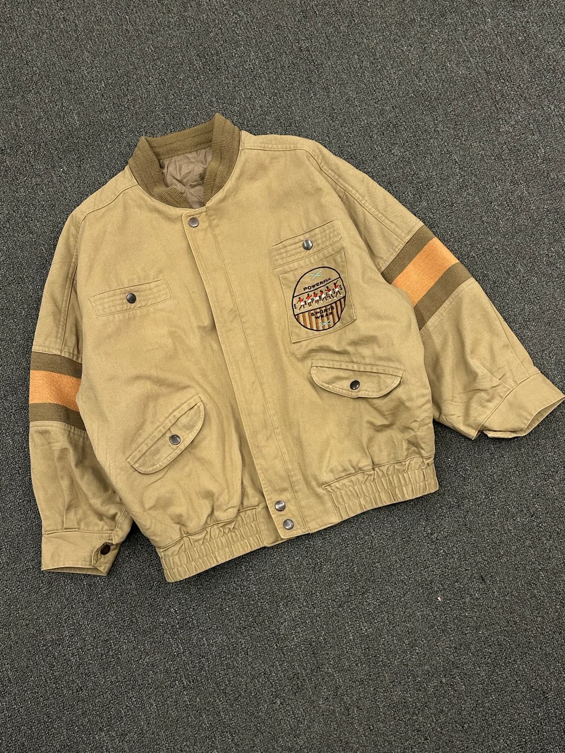 OS)Japanese vintage 패치 디테일 배색 봄버자켓 상품이미지2