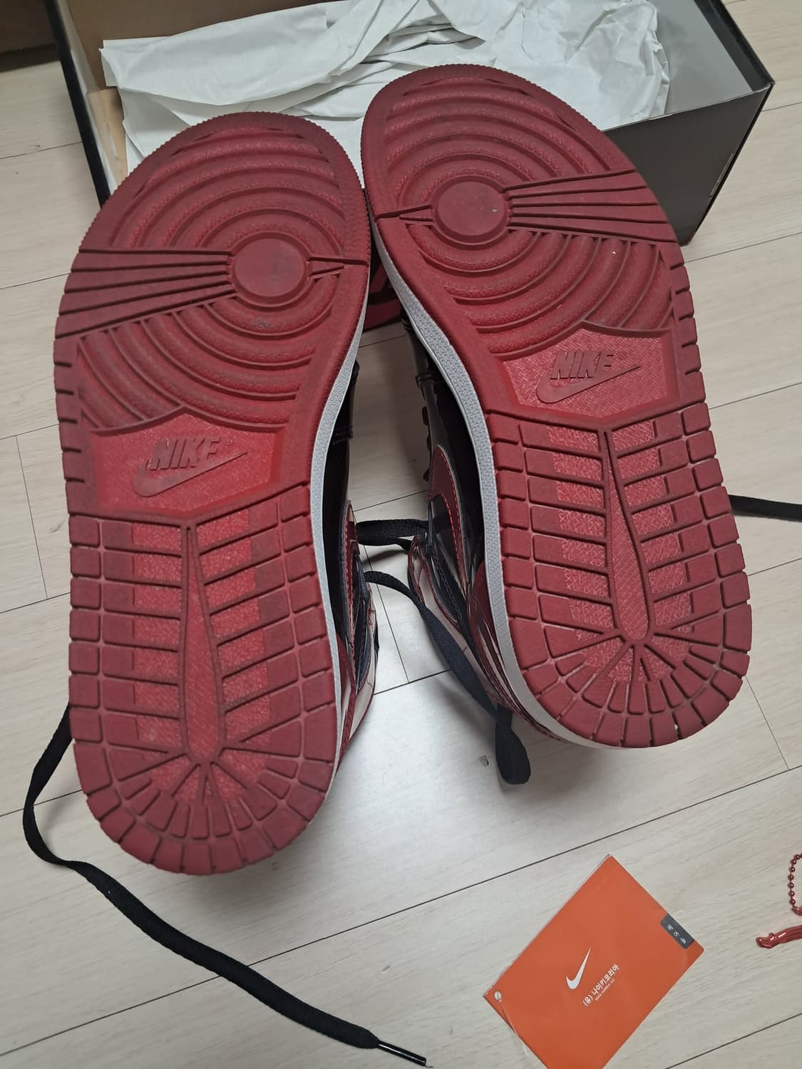 나이키 에어 조던 1 레트로 하이 og 신발 판매합니다 상품이미지4