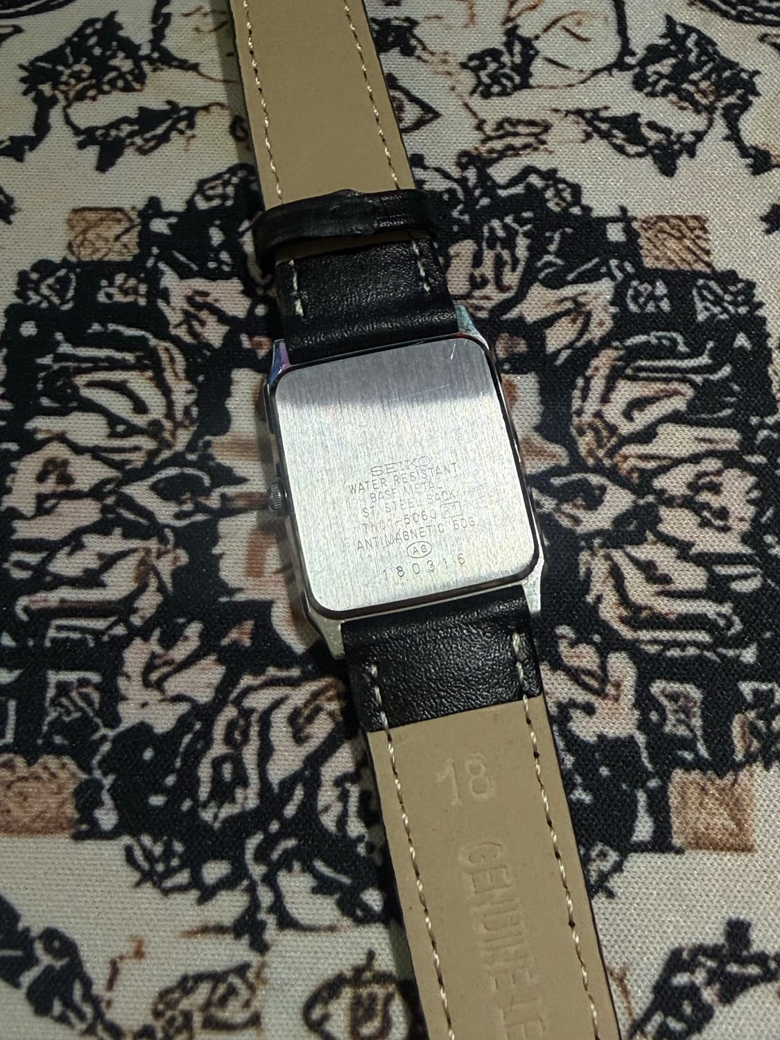 SEIKO 빈티지 쿼츠 시계 상품이미지3