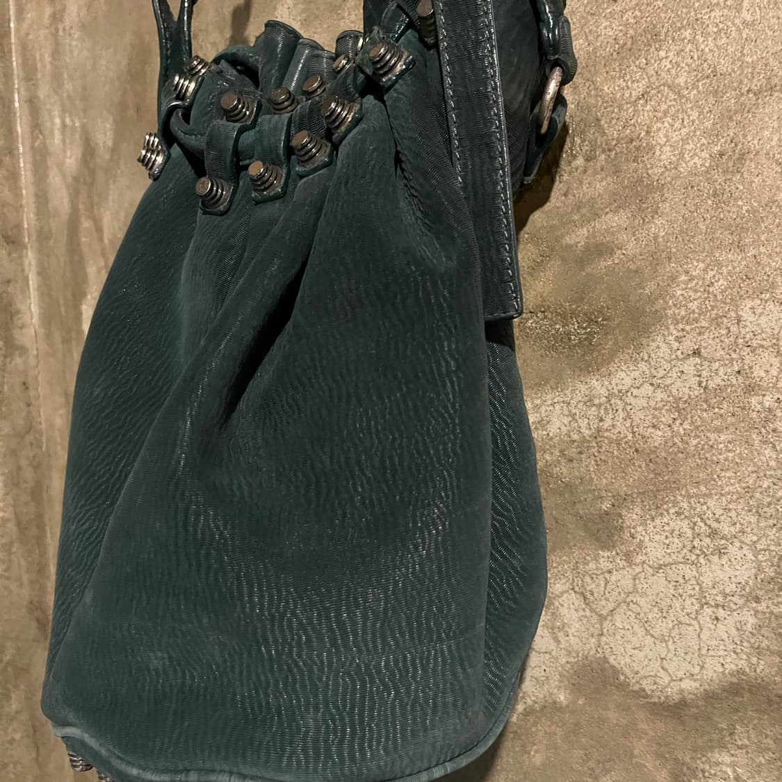 알렉산더왕 크로스백 버킷백 상품이미지3