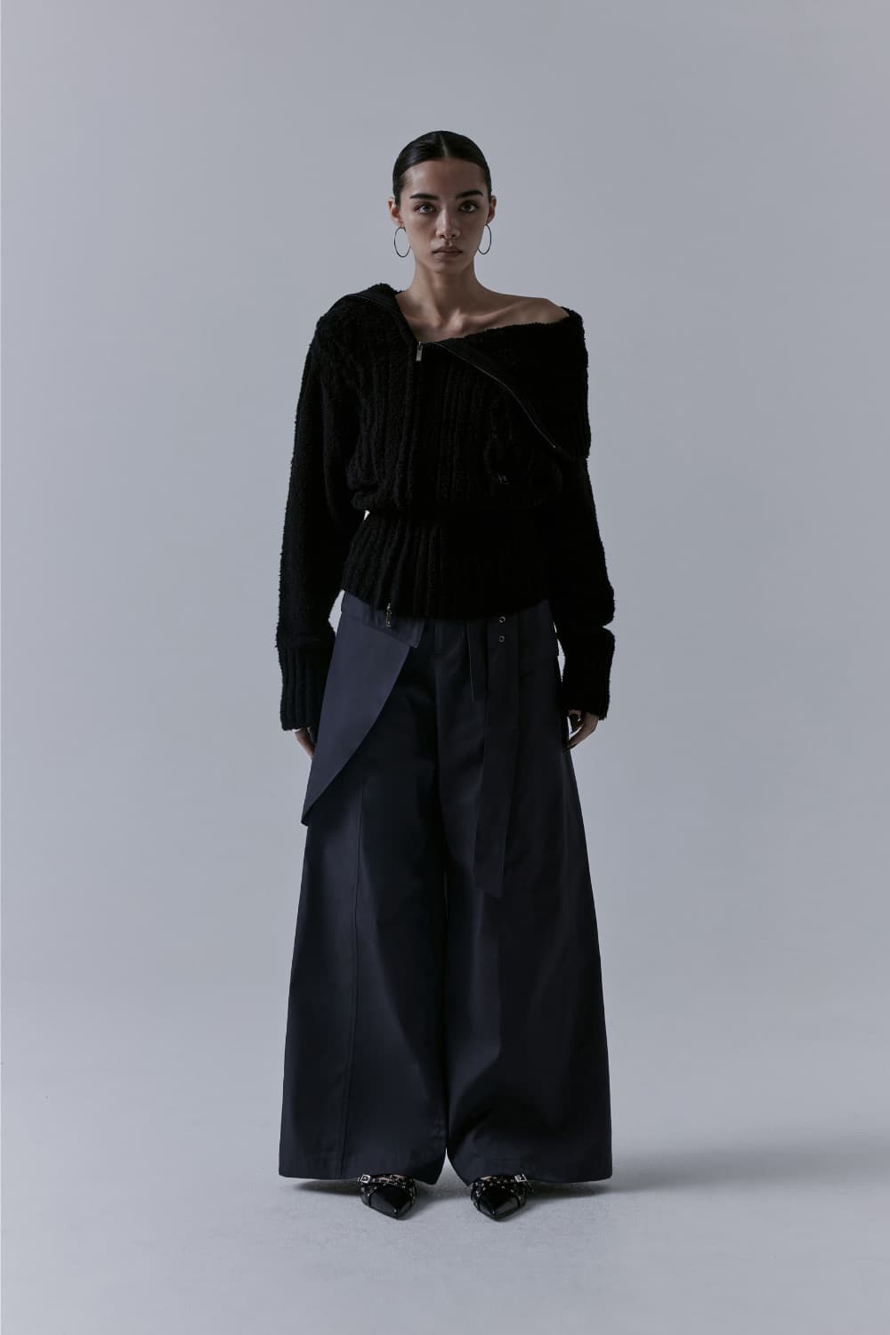 트리밍버드 투웨이 오프숄더 니트 집업 상품이미지1