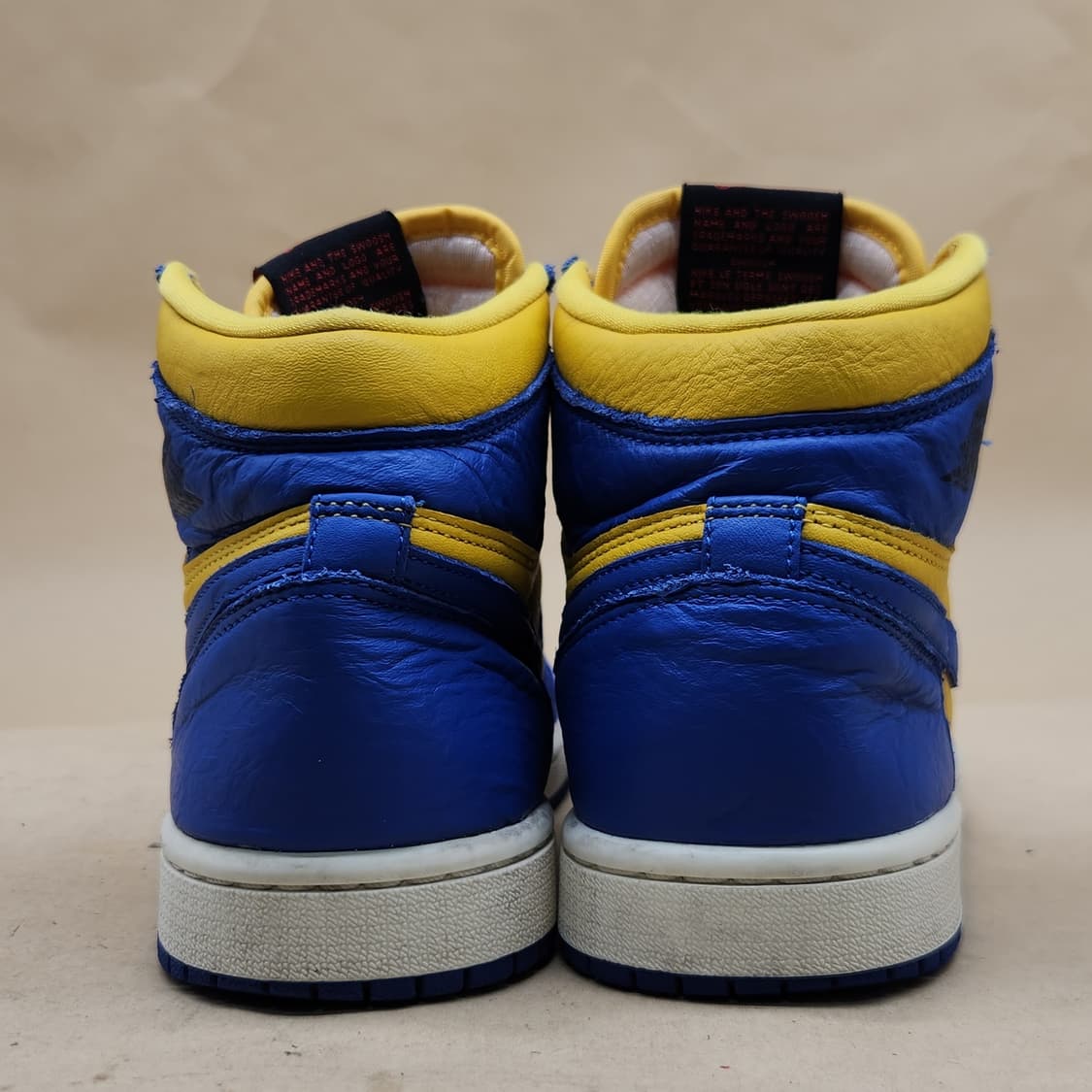 나이키 에어 조던 1 레트로 하이탑235 상품이미지4
