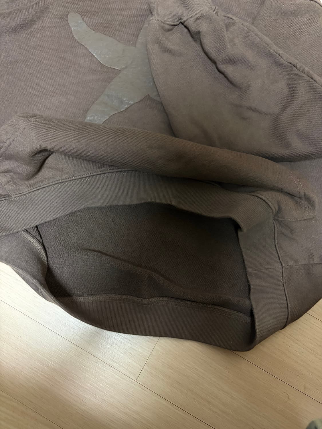 더콜디스트모먼트 후드티 브라운 L 상품이미지4