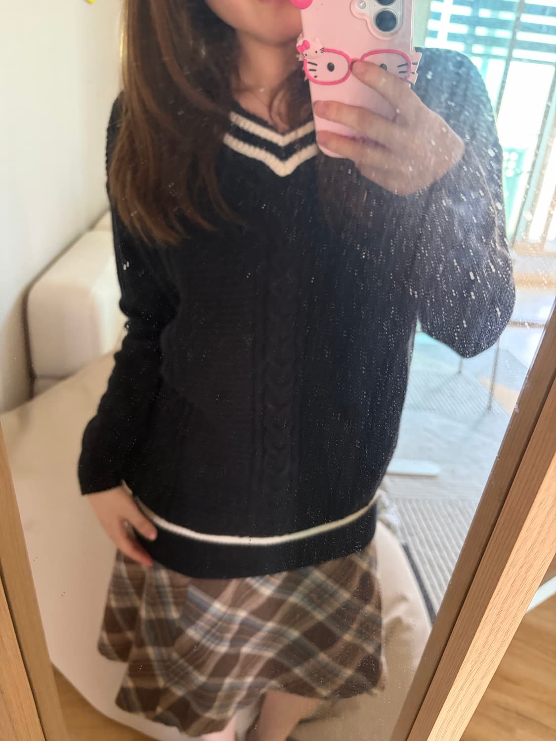 엑시즈팜 레이스 브이넥 니트 상품이미지2