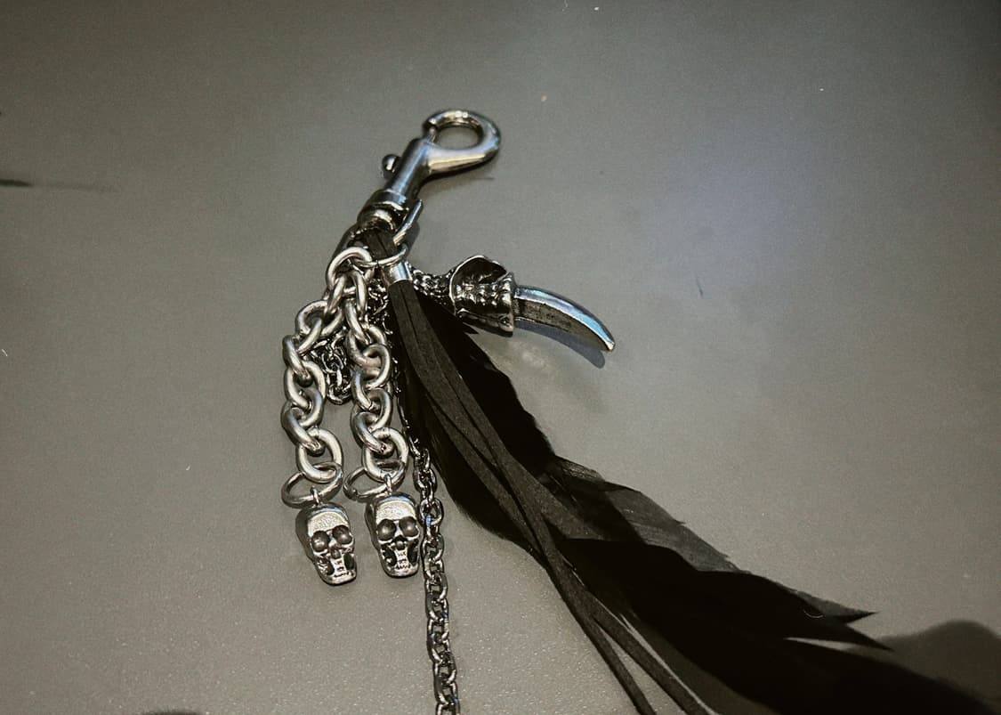 Vintage  black feather  keyring 상품이미지2