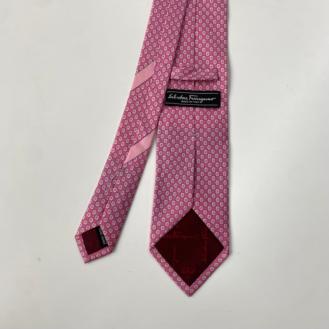 페레가모(Ferragamo) 넥타이 정품명품 7.8cm 상품이미지3