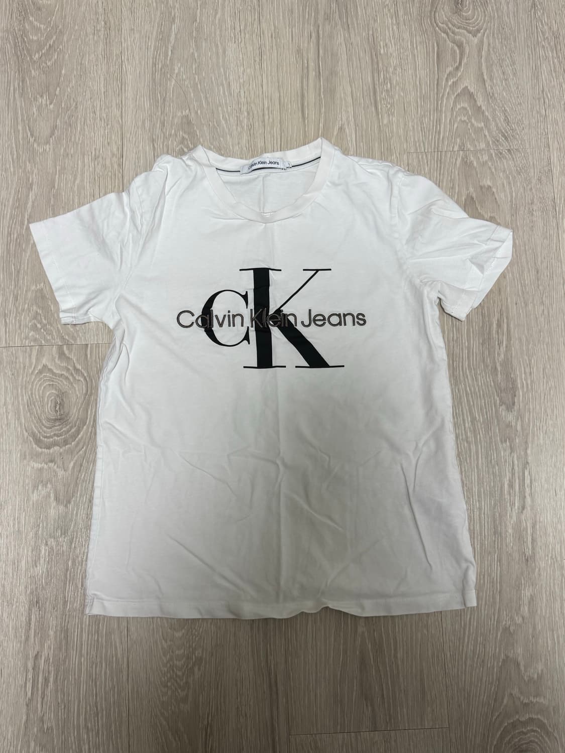 캘빈클라인 반팔 상품이미지1