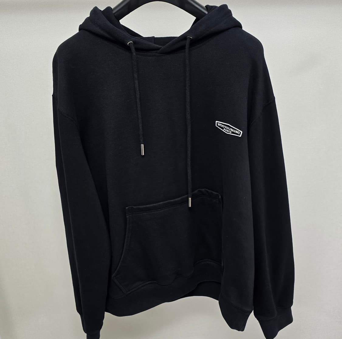 우영미 백로고 후드 티셔츠 50사이즈 105 판매 상품이미지1