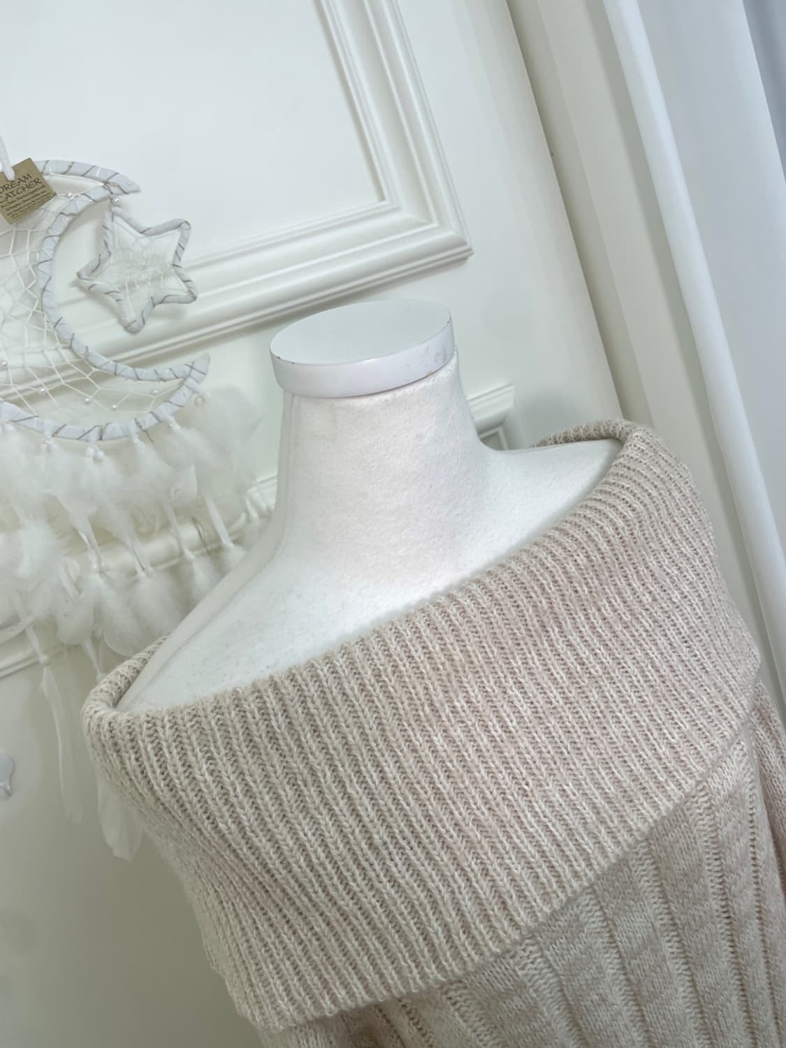 sheer pinkivory lovely off-shoulder swea 상품이미지8