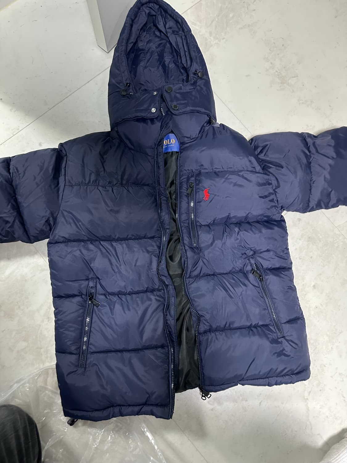 폴로 패딩 M 상품이미지1
