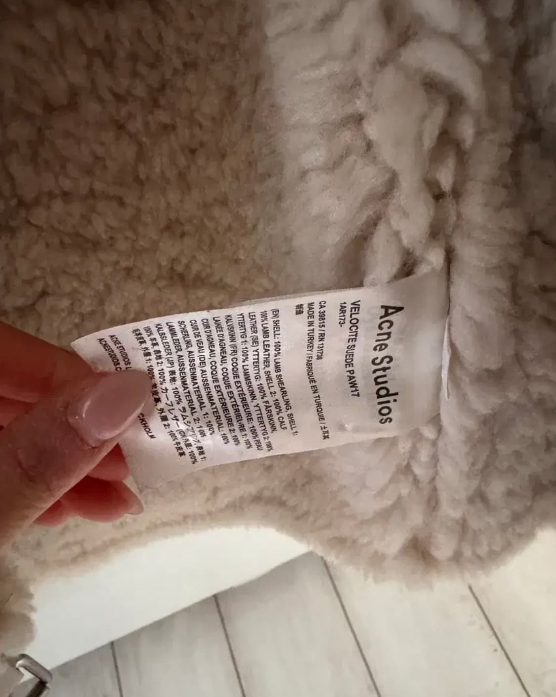 Acne Studios 아크네스튜디오 벨로시티 스웨이드 무스탕 자켓 32 상품이미지4