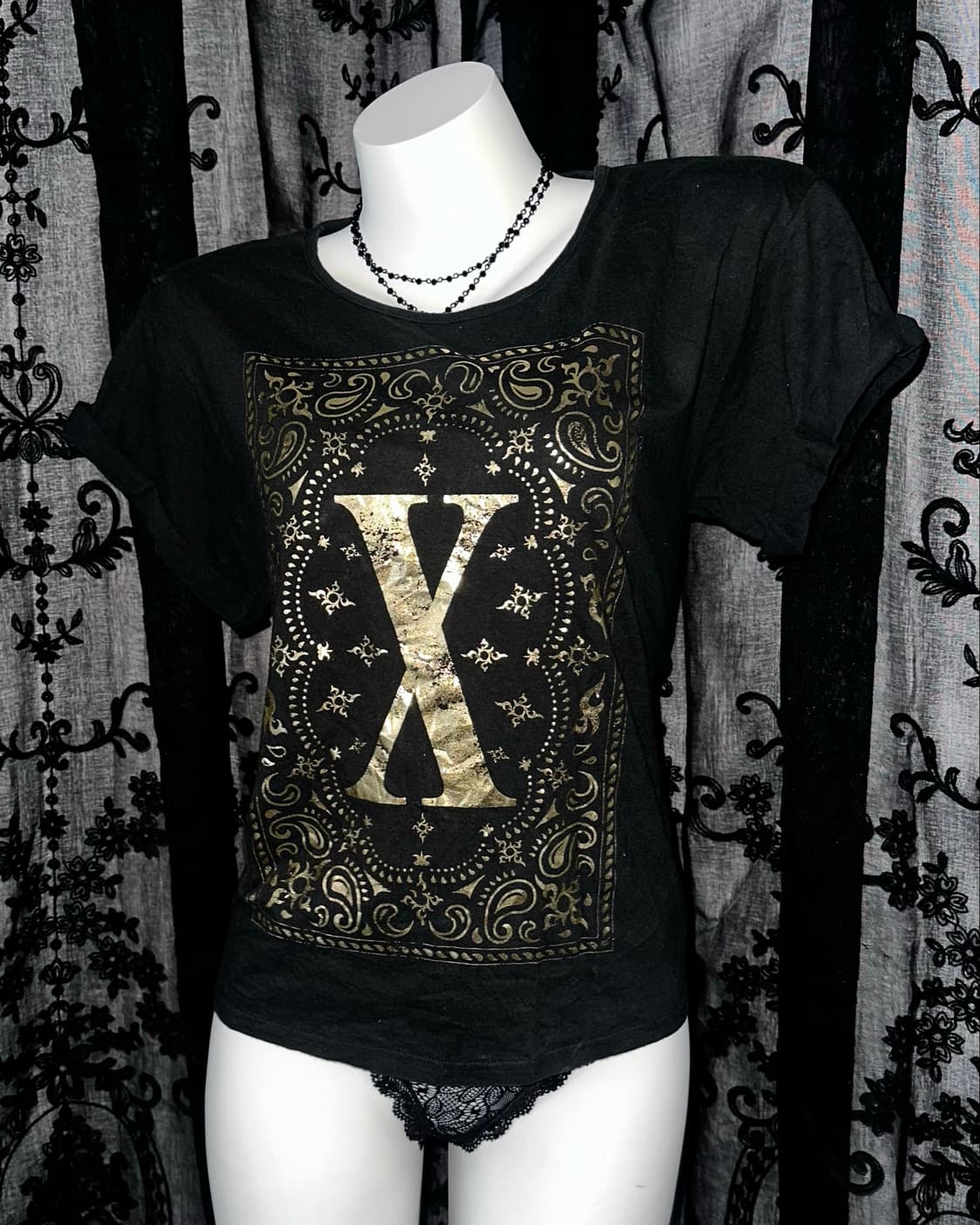 black gold paisley graphic t-shirt 상품이미지2