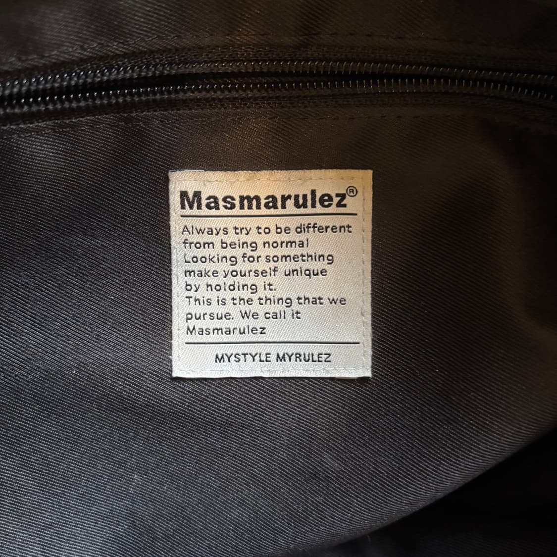 마스마룰즈 하프문 크로스백 블랙 상품이미지9