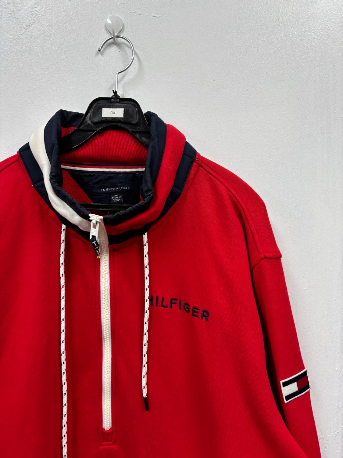 타미힐피거 올드스쿨 반집업 스웻셔츠     상품이미지2