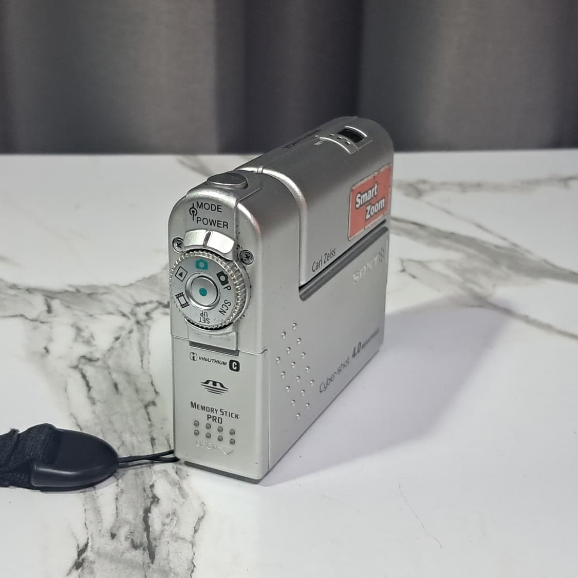 소니 빈티지 디카 CyberShot DSC-F77A 상품이미지3