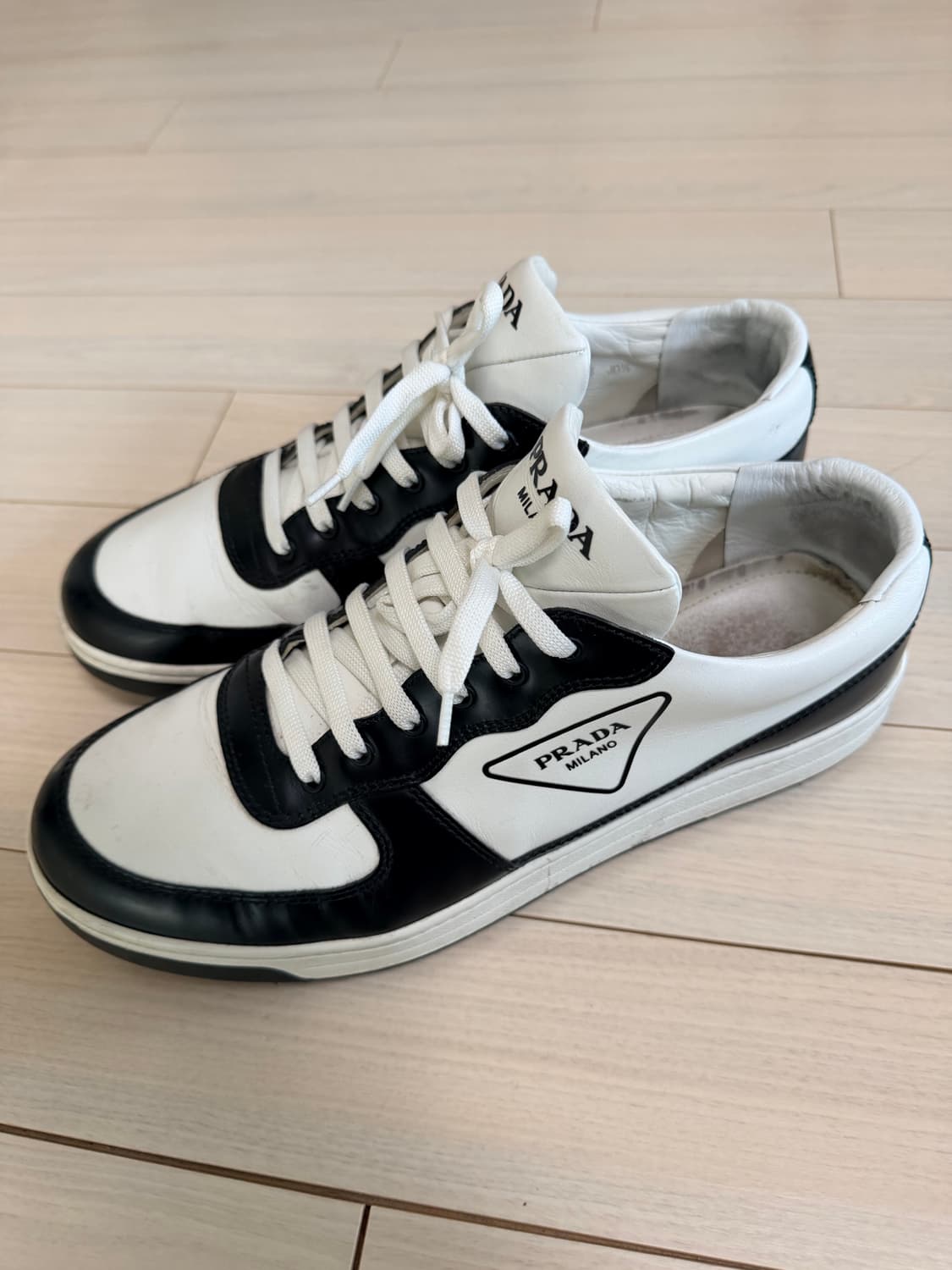 프라다 다운타운 레더 스니커즈 45사이즈 (정품) 상품이미지3