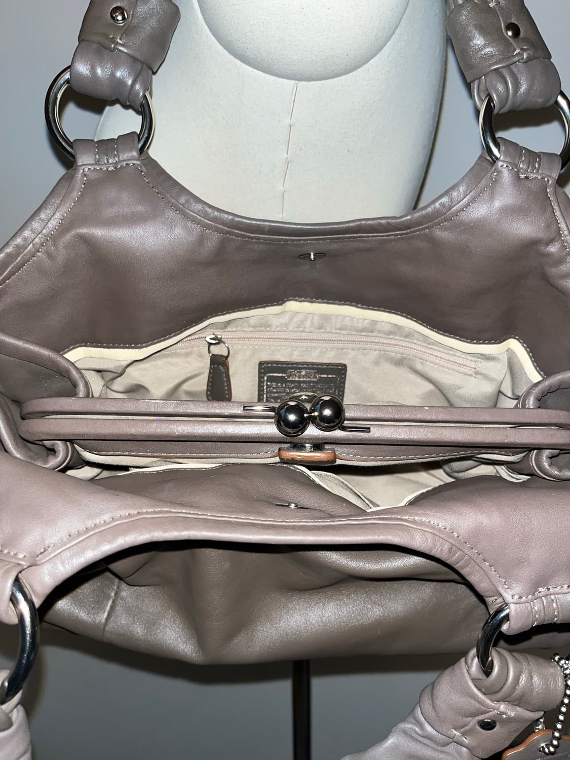 📦 Coach brown gray Shoulder Bag 상품이미지7