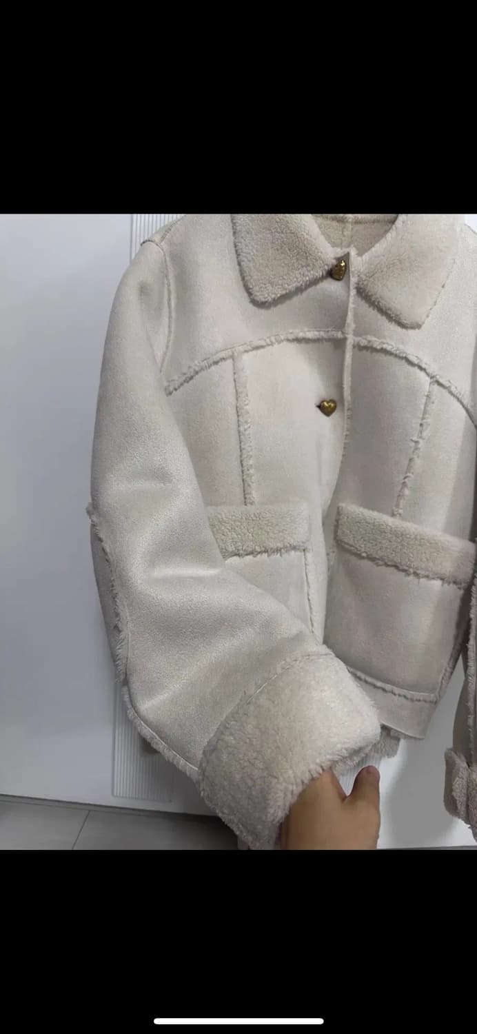글로니 무스탕 CHLOE FUR JACKET - CREAM 상품이미지3
