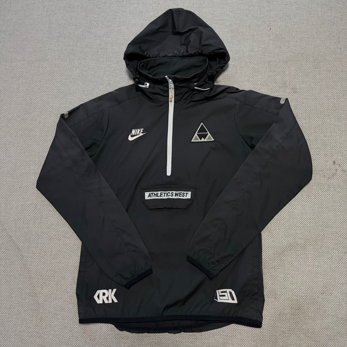 나이키 하프집업 바람막이 상품이미지1