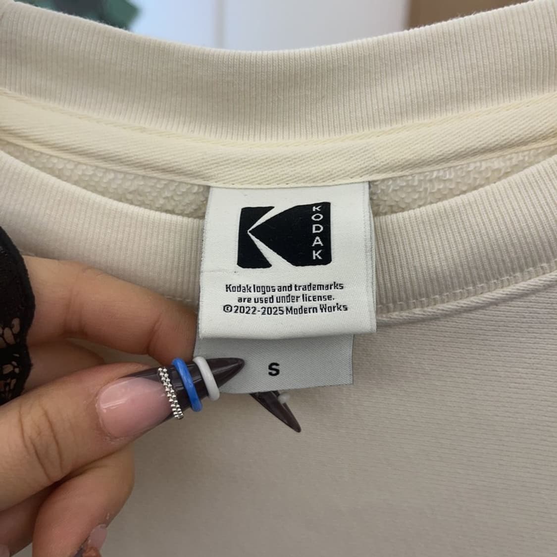 코닥 빈티지 딥그린 자수로고 크림 맨투맨 S C07623 상품이미지5