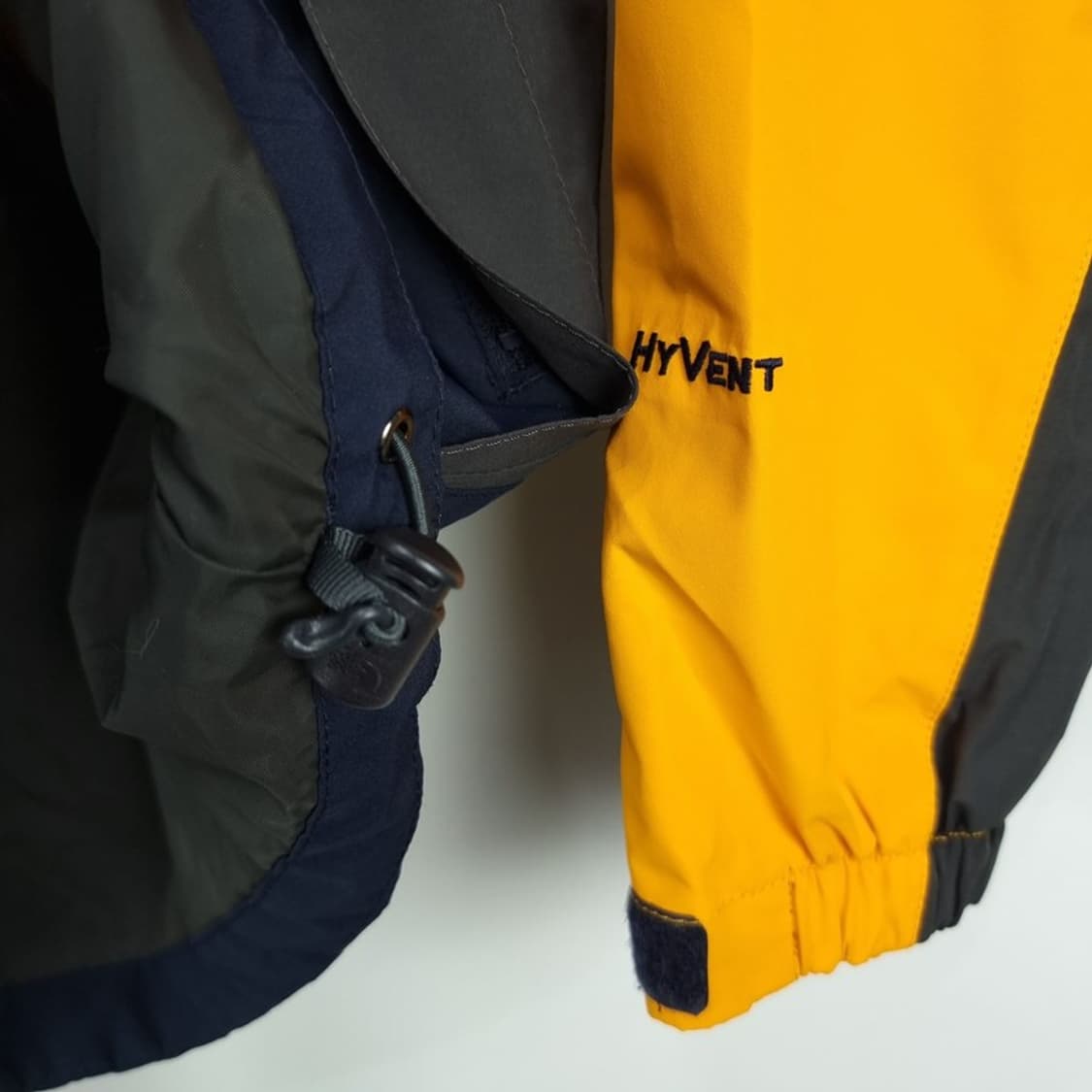 [노스페이스] 로고 자수 후드 바람막이 자켓 M18792 상품이미지8