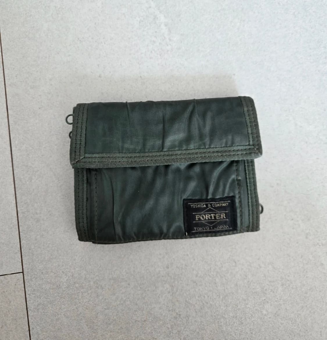 포터 탱커 반지갑 세이지그린 상품이미지1